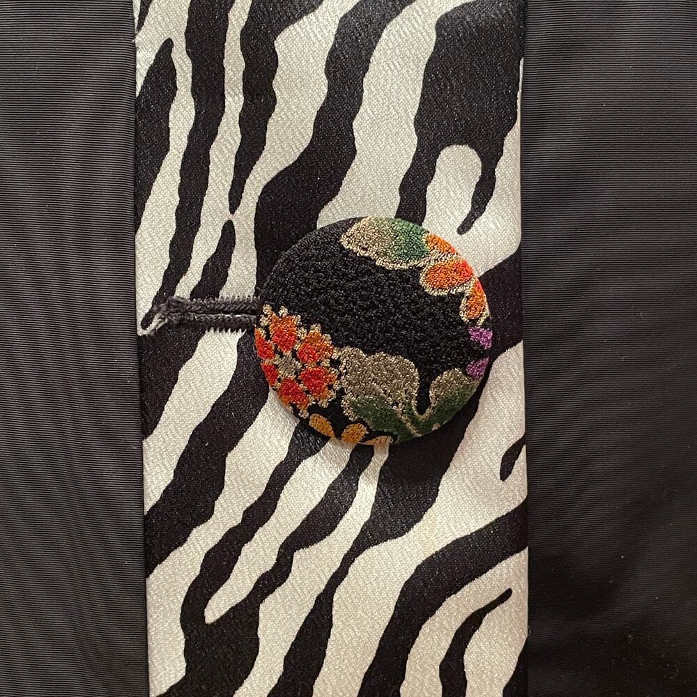 Vintage 90s Haute Couture Paris Blazer | Zebra Floral Wired Collar - Picture 8 of 13